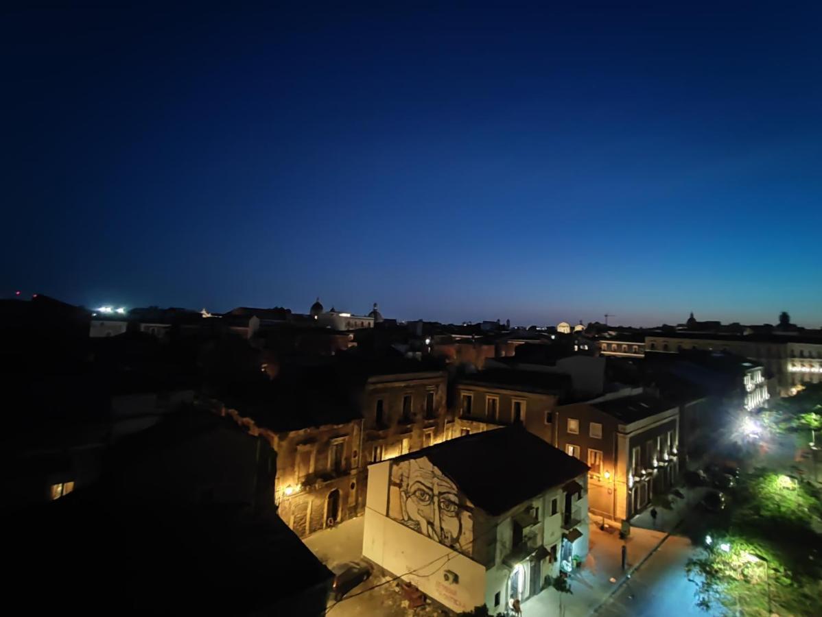 La Casa Sui Tetti Catânia Exterior foto